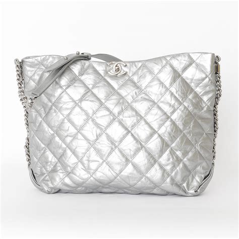 bolsa prata chanel|Bolsa — Moda .